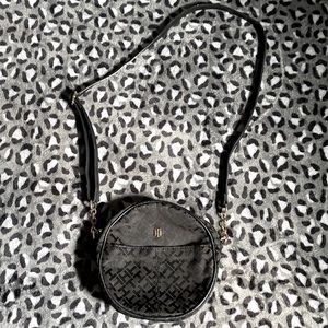 Tommy Hilfiger crossbody purse